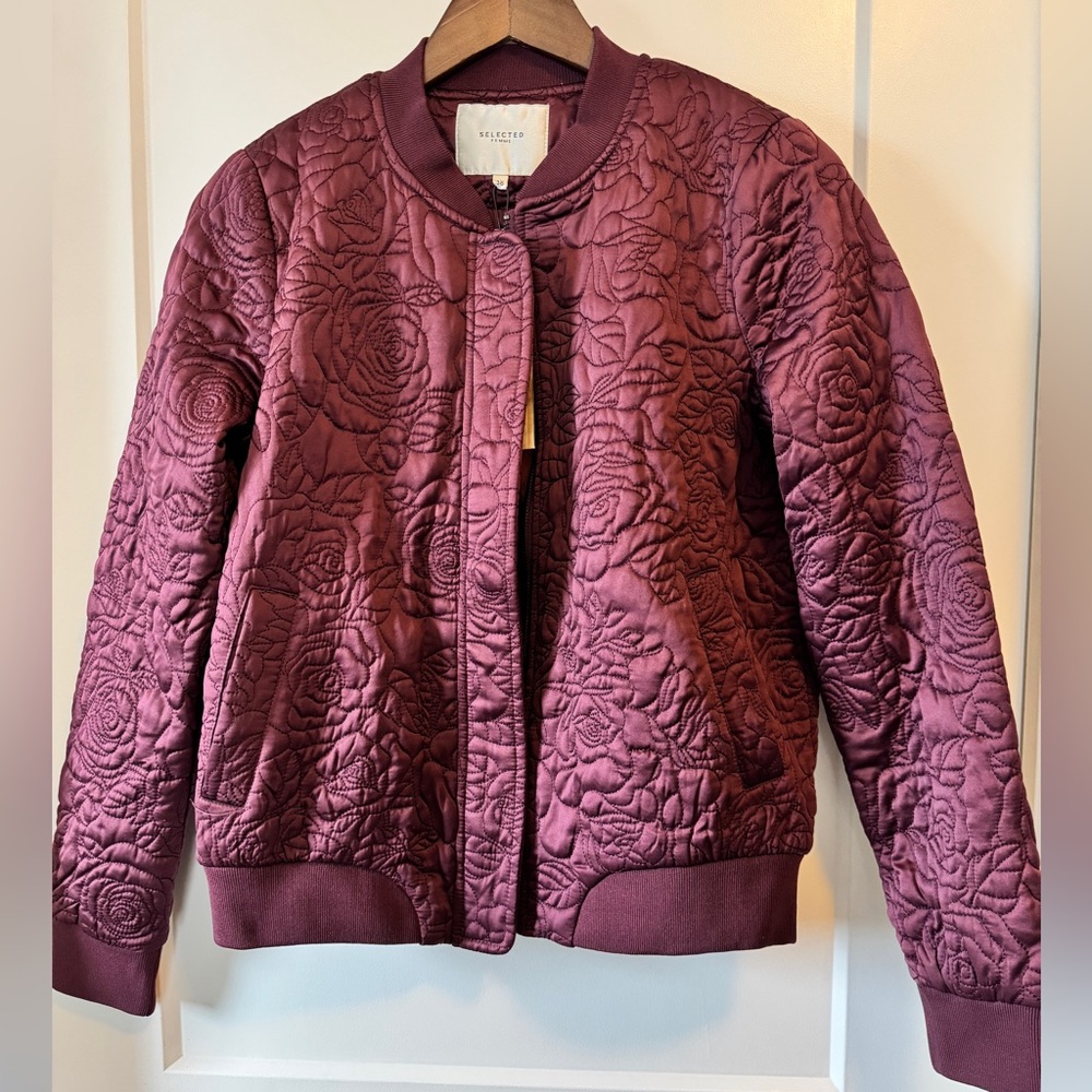 Selected Femme* Rose Quilted Bomber - Picture 8 of 11